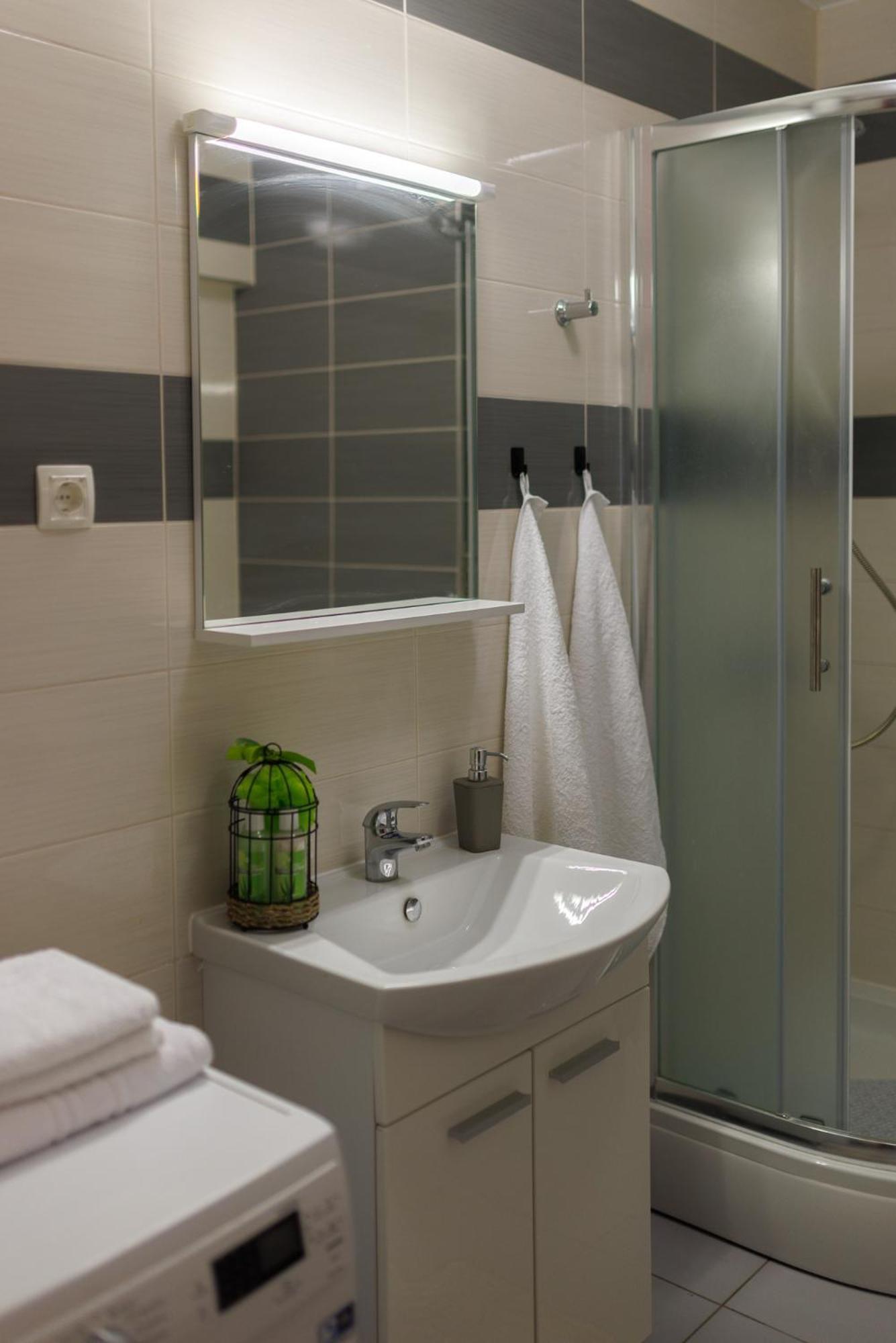 Apartman Maja Komarna Exteriör bild