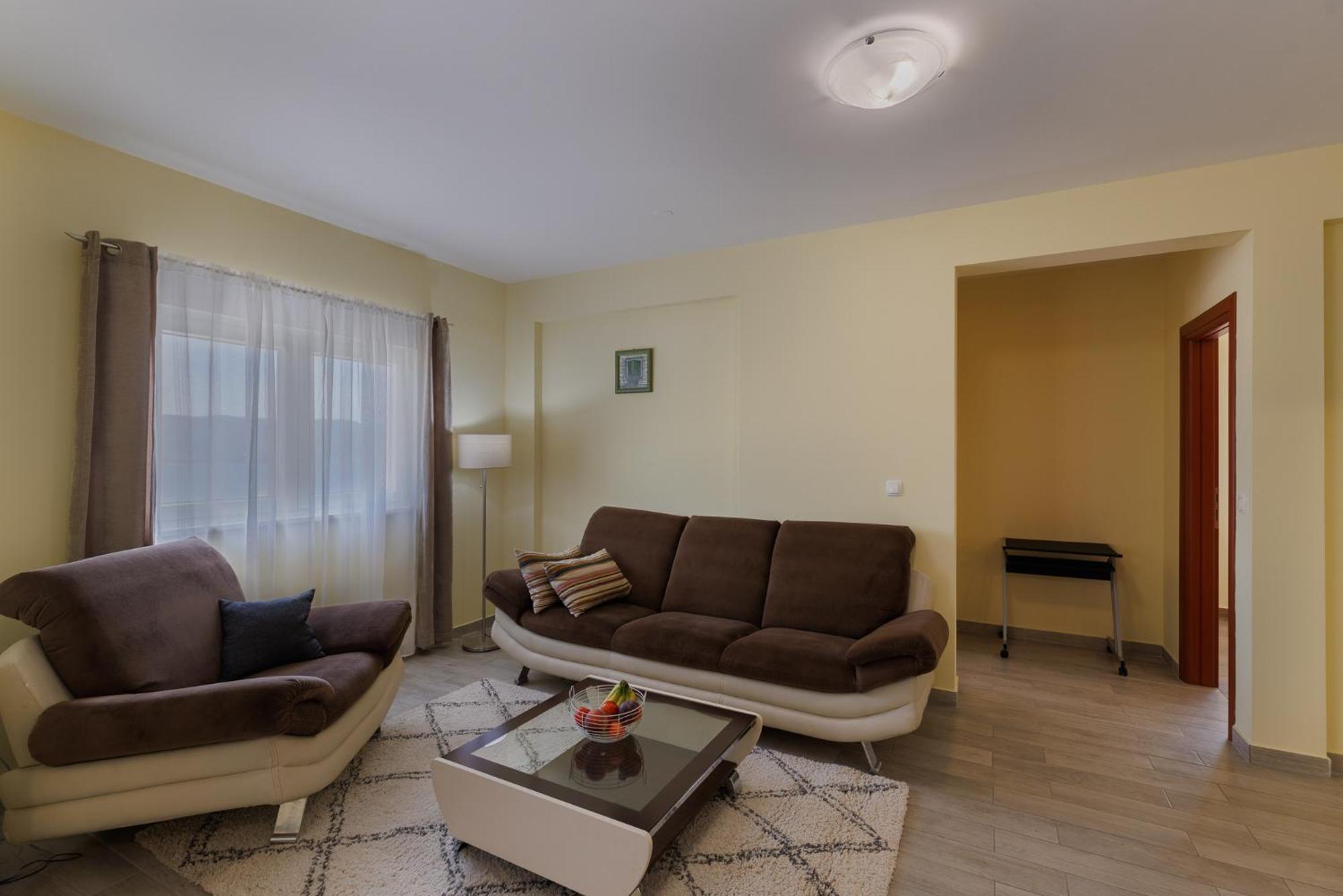 Apartman Maja Komarna Exteriör bild